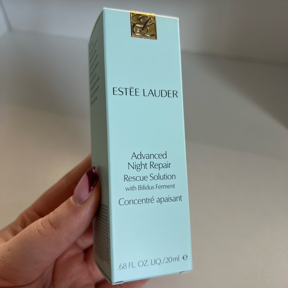 Estée Lauder Advanced Night Repair Rescue Solution Serum - Picture 5 of 10